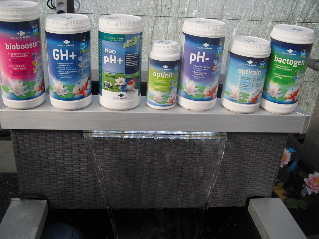 produits d’entretien du bassin et soins pour les poissons